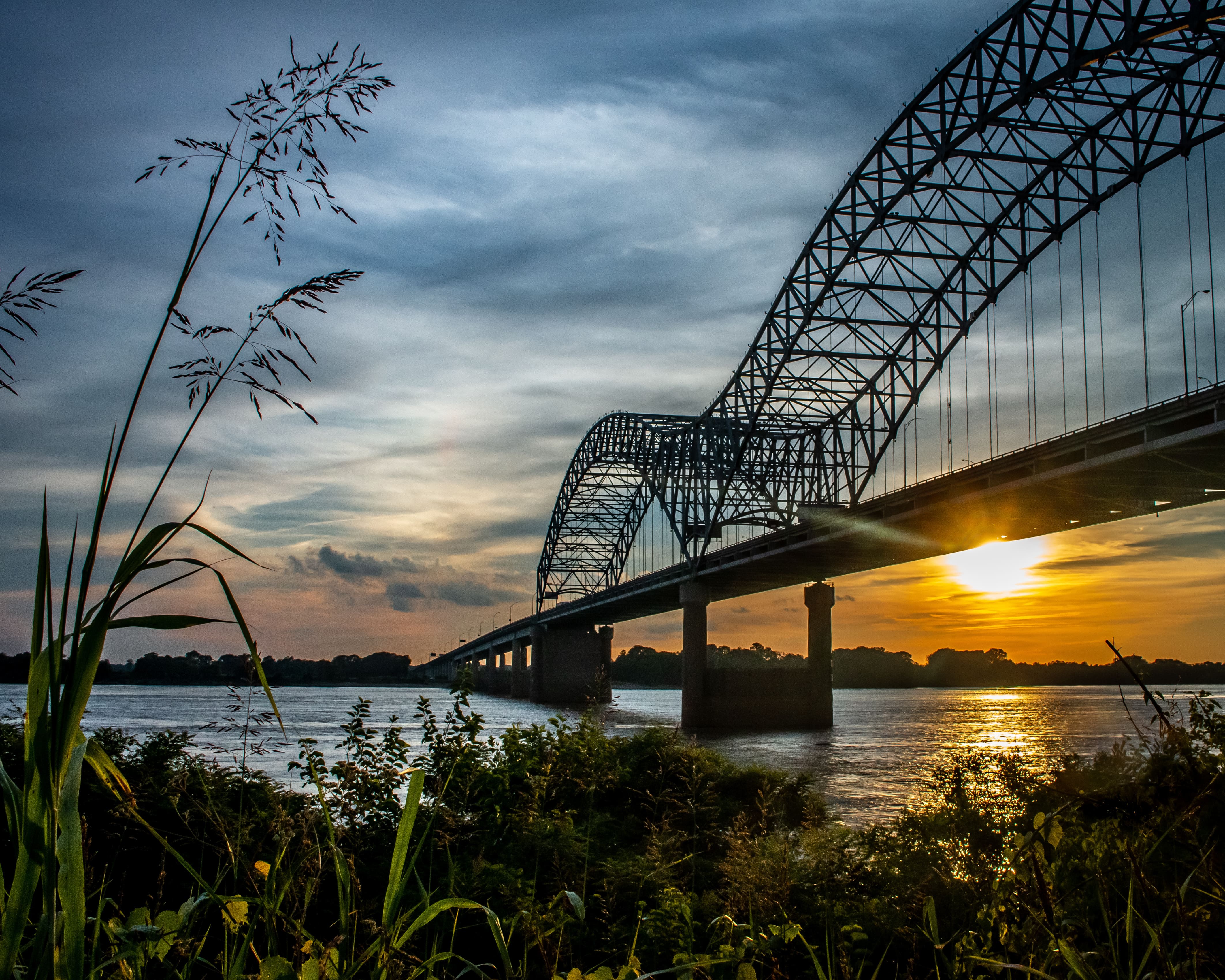 Memphis_425090094-min